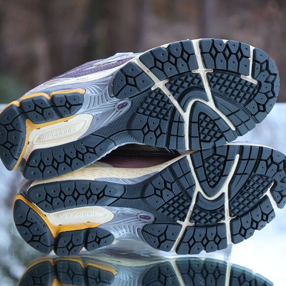 New Balance 1906R Licorice - Picture 13 of 13